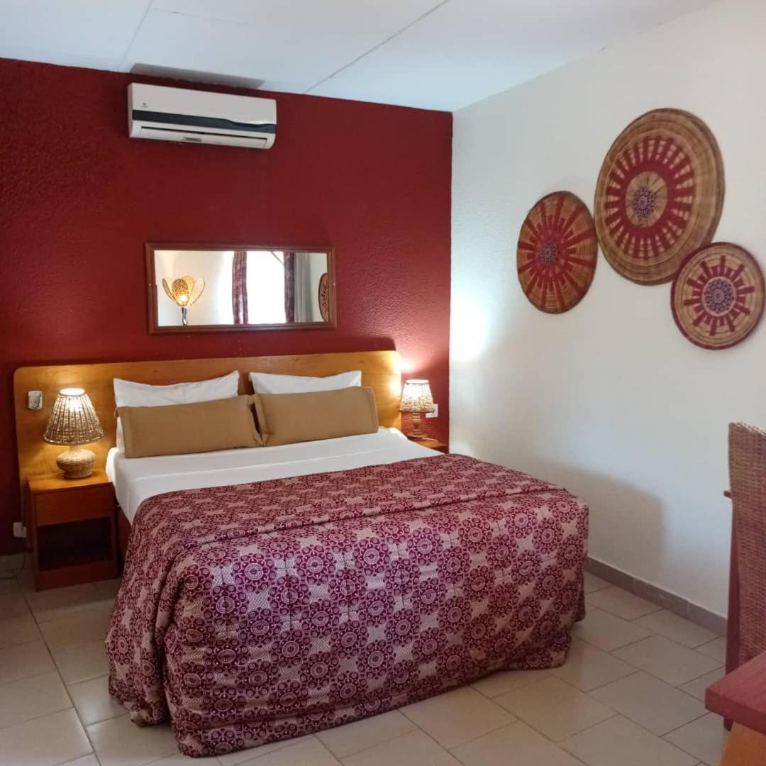 Hotel Le Marly Abidjan Extérieur photo