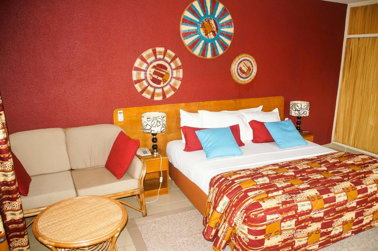 Hotel Le Marly Abidjan Extérieur photo