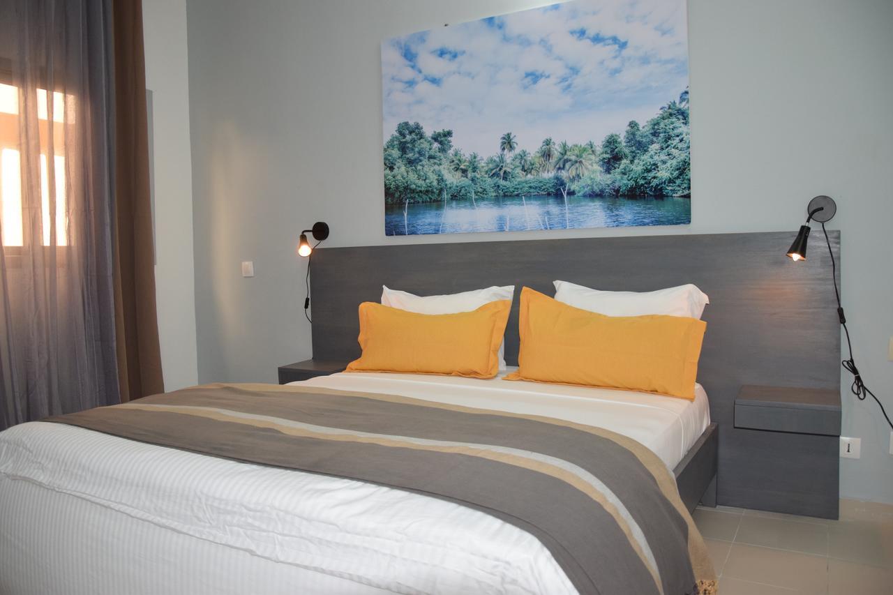 Hotel Le Marly Abidjan Extérieur photo